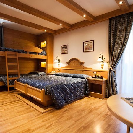 Hotel Posta Forni di Sopra Ngoại thất bức ảnh
