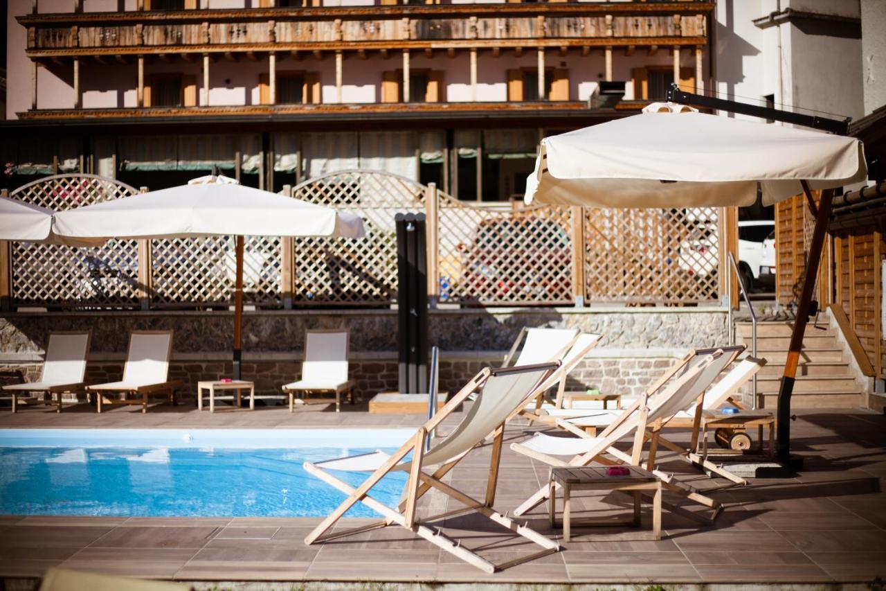 Hotel Posta Forni di Sopra Ngoại thất bức ảnh
